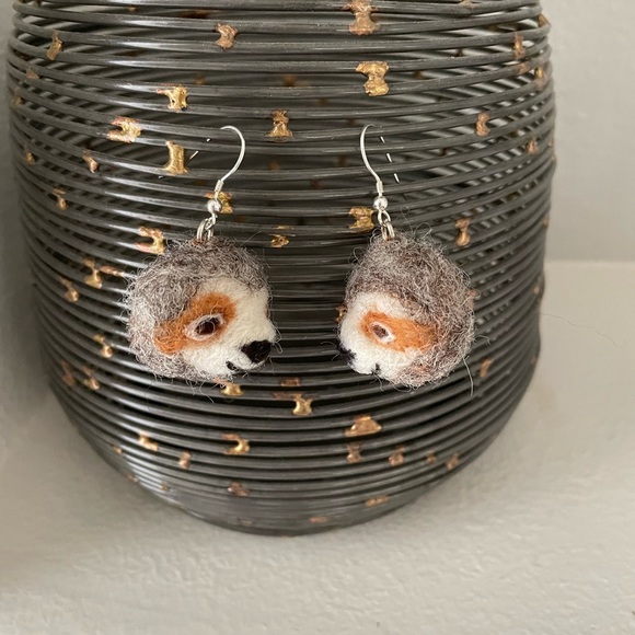 Hand crafted sloth needle felted earrings unique handmade one of a kind … - Picture 5 of 11